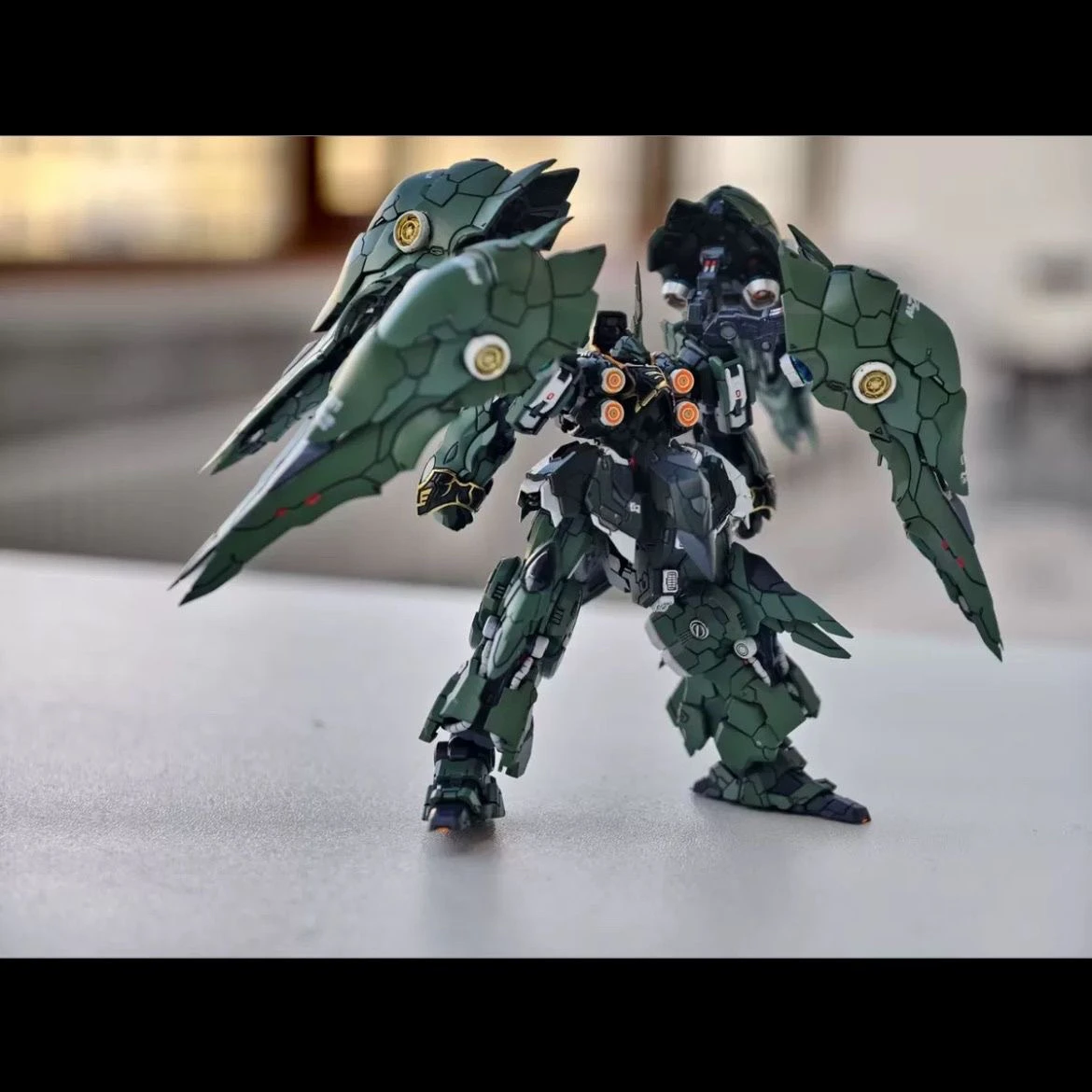 �y�Z�[�����z�A�[�e�B�t�@�N�g�X�^�W�I 3D�v�����g �z���C�g���f�� ���T�C�Y �g�ݗ��Ď��t�B�M���A �X�^�W�I�} �n�j�[�[�V���� �E�H�[���[�h GK�V���[�Y �R���N�^�u���g�C