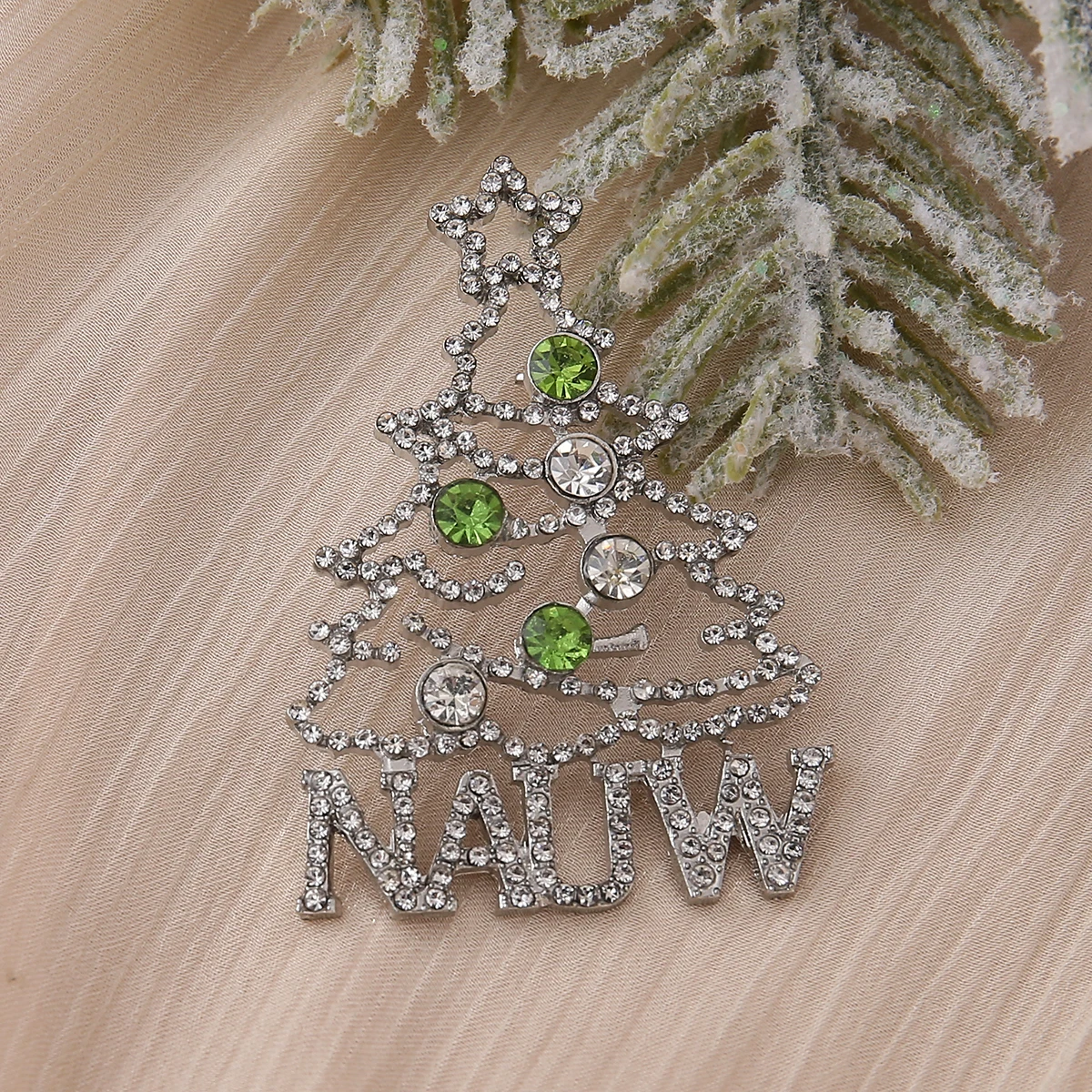 New Made Metal Sparking Rhinestone Sorority Greek Letter Christmas Tree Brooch NAUW NCNW DELTA Sigma Women Pin Jewelry