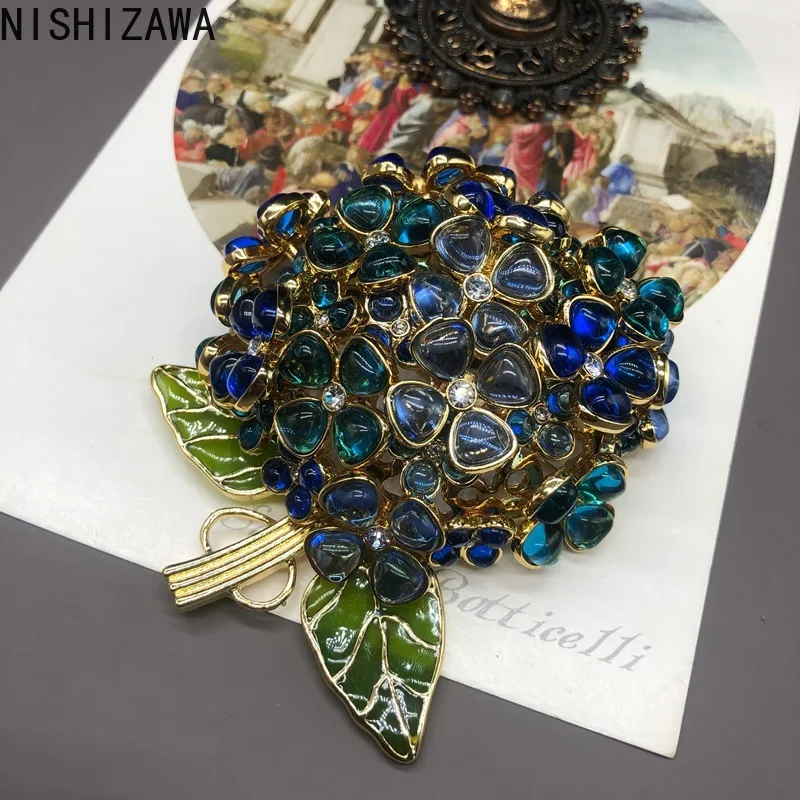 

NISHIZAWA Colorful Flowers Brooches for Women Hyperbole Palace Style Dinner Party Jewelry Vintage Fashion Clothing Pins