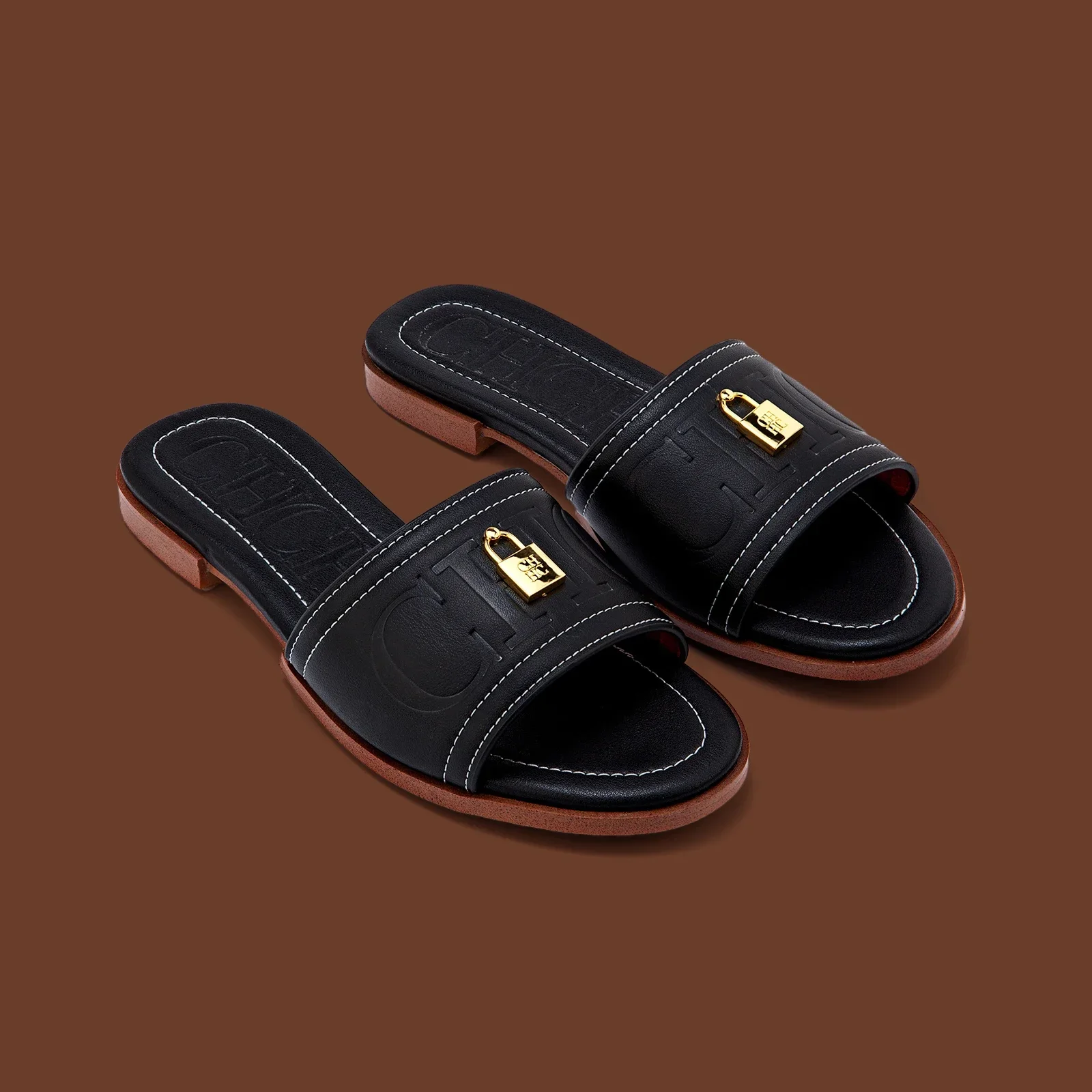 

2025 черные элегантные сандалии на плоской подошве из натуральной кожи, нарядные офисные шикарные роскошные удобные нескользящие женские туфли, подарочная коробка, упаковка