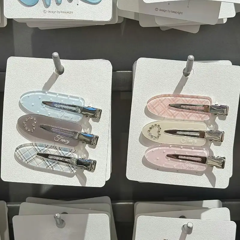 3-teilige, rautengemusterte, herzförmige Strass-Haarspange ohne Spuren an der Seite, Damen-Pony-Entenschnabel-Kopfbedeckung, Y2K-Geschenk – Detail 7