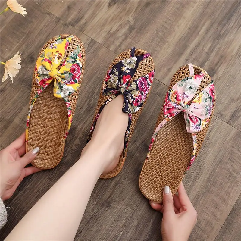 novas-pantufas-de-verao-femininas-de-linho-e-bambu-trancado-estilo-coreano-com-laco-borboleta-e-biqueira-coberta-de-palha