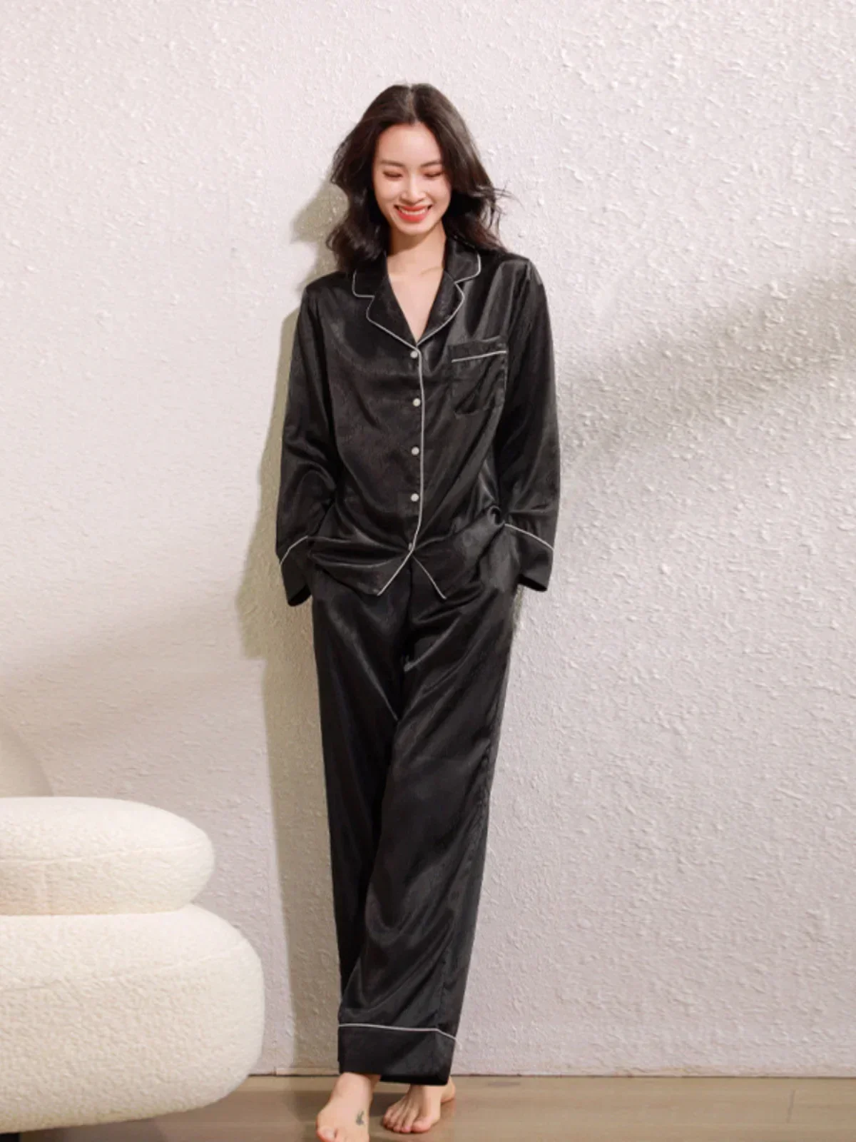 Spring and autumn silk pajamas high-end temperament men and women couple style long-sleeved trousers home clothes suit