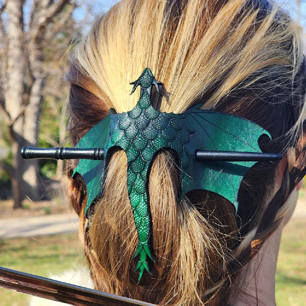 1 Stück Gotischer Drachenflügel-Haarstab, Mittelalterlicher Drachen-Haarstab mit Wikinger-Ledergriff, Holzstab für Damen Alltagsgebrauch & Cosplay – Detail 11