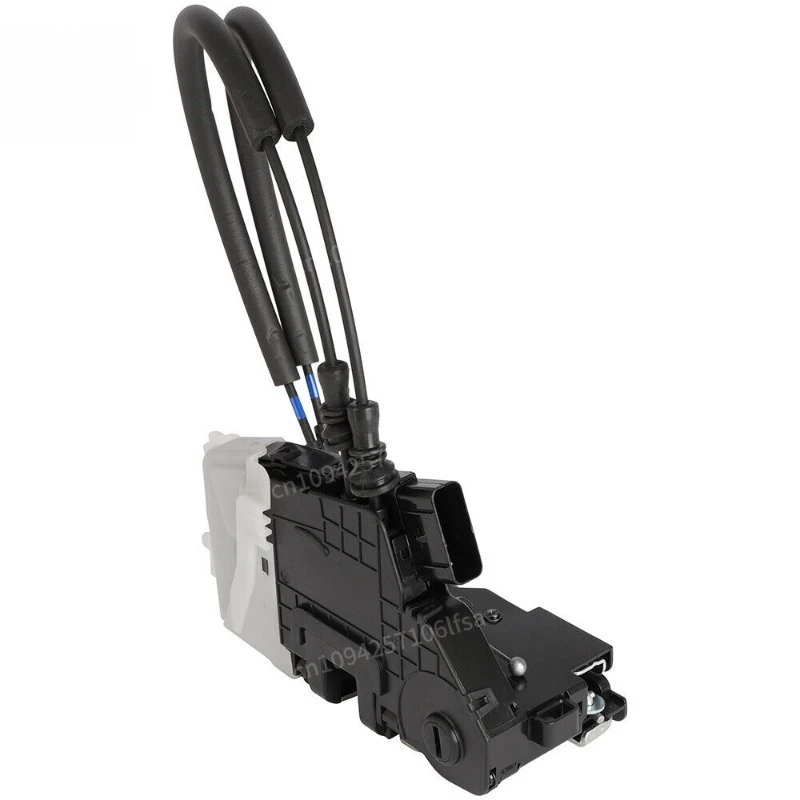 81310-D3010 Actuador de cerradura de puerta delantera trasera izquierda derecha para Tucson 2016-2021 81320-D3010 81410-D3000 81420-D3000 81310D3010