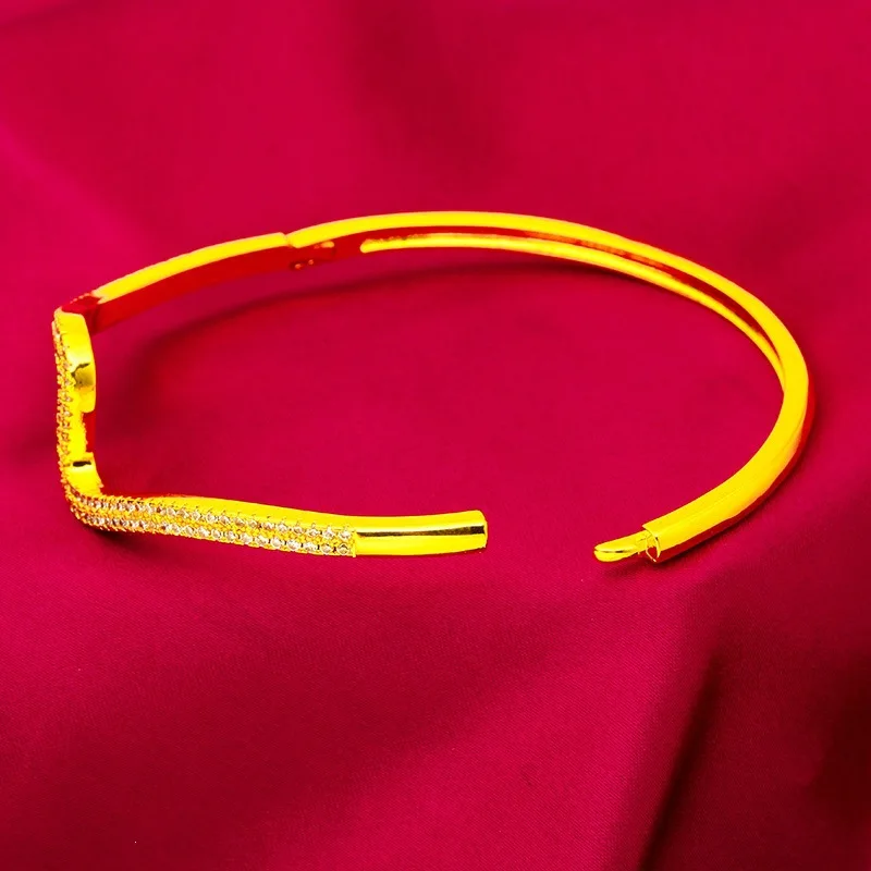 Glossy mirror polishing enhances luminous texture, women diamond dot buckle gold bangle with 24K pure gold AU999 is perfect
