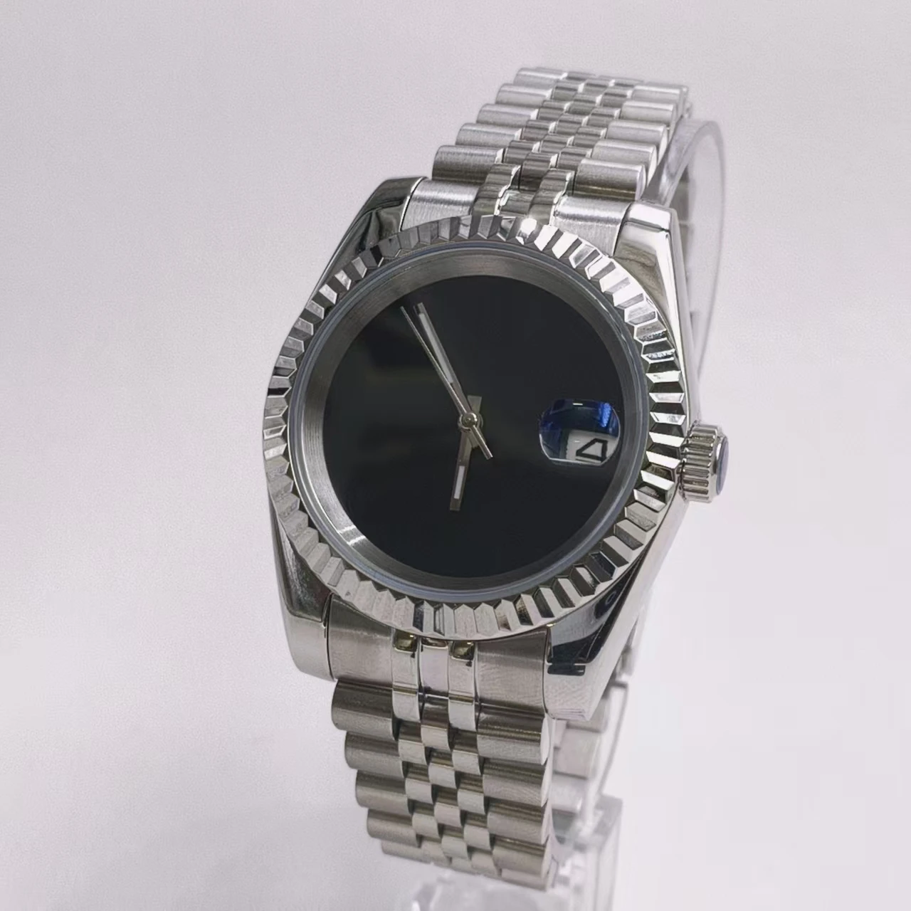 

No logo luxury personalized watches nh35 39mm case For seiko mod NH35 automatic mechanical movement 28.5 Dial