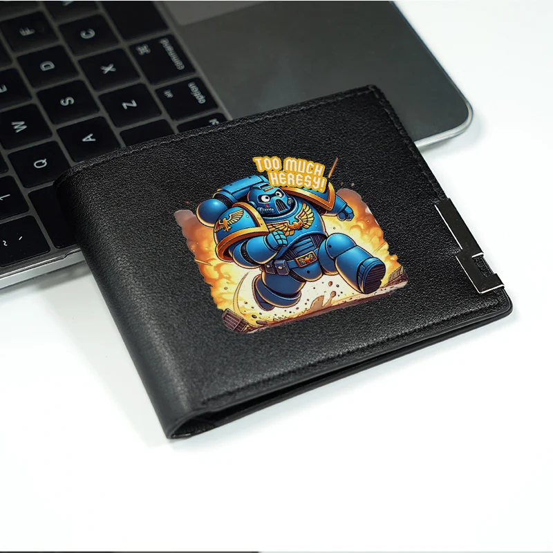 MĘSKI SKÓRZANY PORTFEL SLIM SPACE MARINE POWER DESIGN, TRWAŁY, LEPKIE, PRZENOŚNE, DO UŻYTKU DZIĘŻDŻĄCEGO, W STYLU BIZNESOWYM, Z WYDAJNYM WZORTEM GRAFICZNYM