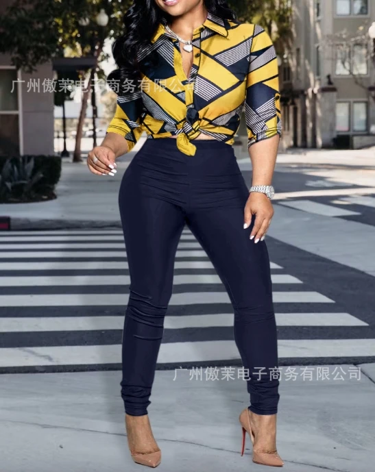 

Комплект брюк женский из 2 предметов, рубашка с рукавом до локтя и принтом в виде цветных блоков, штаны с завышенной талией для повседневного ношения, комплект штанов