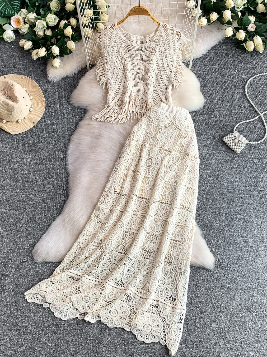 

Bohemian Yunnan Dali Vacation Hollow out Knitted Sleeveless Tassel Vest Two Piece Set High Waist Slimming Skirt