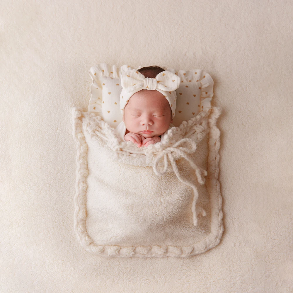 0-1 Month Baby Photography Props Heart Print Pillow Wrap Headdress Beige Wool Blanket With Pocket Background Studio Photo Props