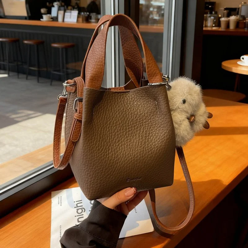 

Elegant Women's Messenger Bag Made Of Mink-Print Leather Boasting High-End Uruguay Trendy Vintage Spacious Look​