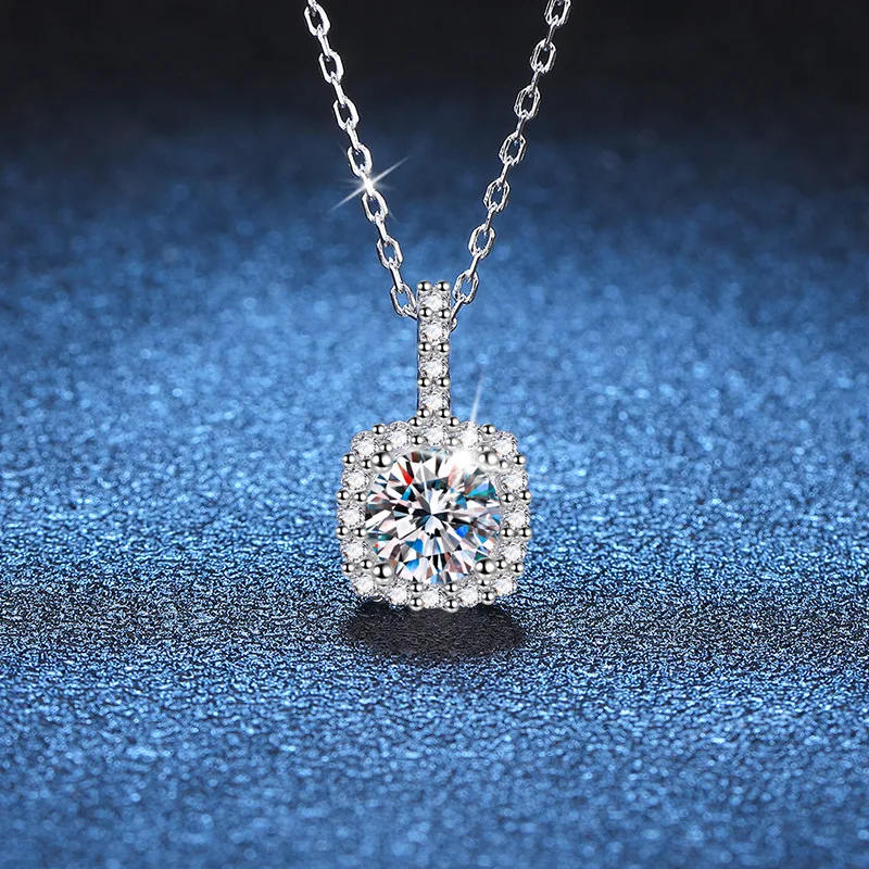 D color moissanite pendant full diamond square package pendant 1 carat necklace moissanite silver necklace platinum PT950 mark