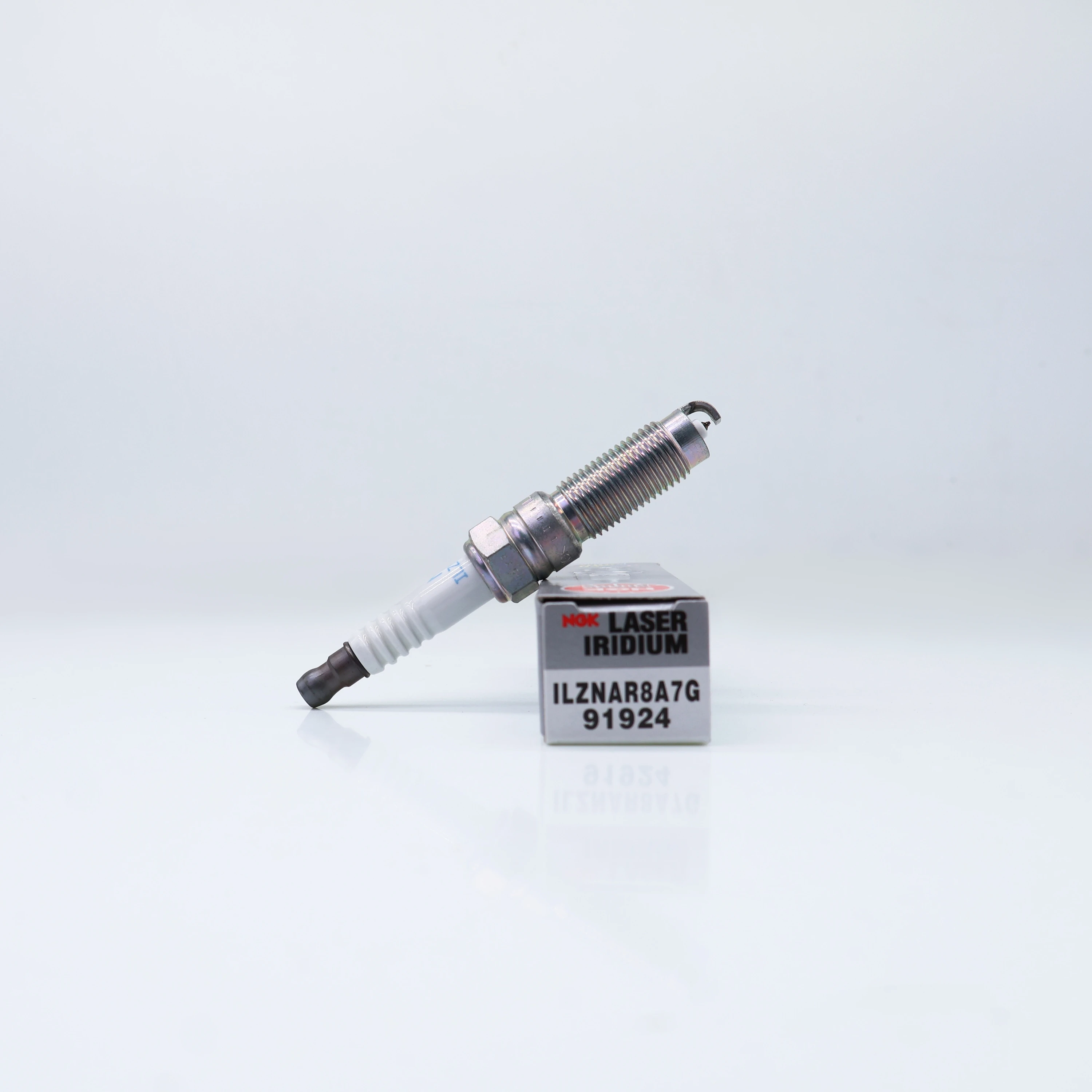 หัวเทียน NGK Laser Iridium รุ่ - Ngk Spark Plug Laser Iridium บทวิจารณ์และราคา