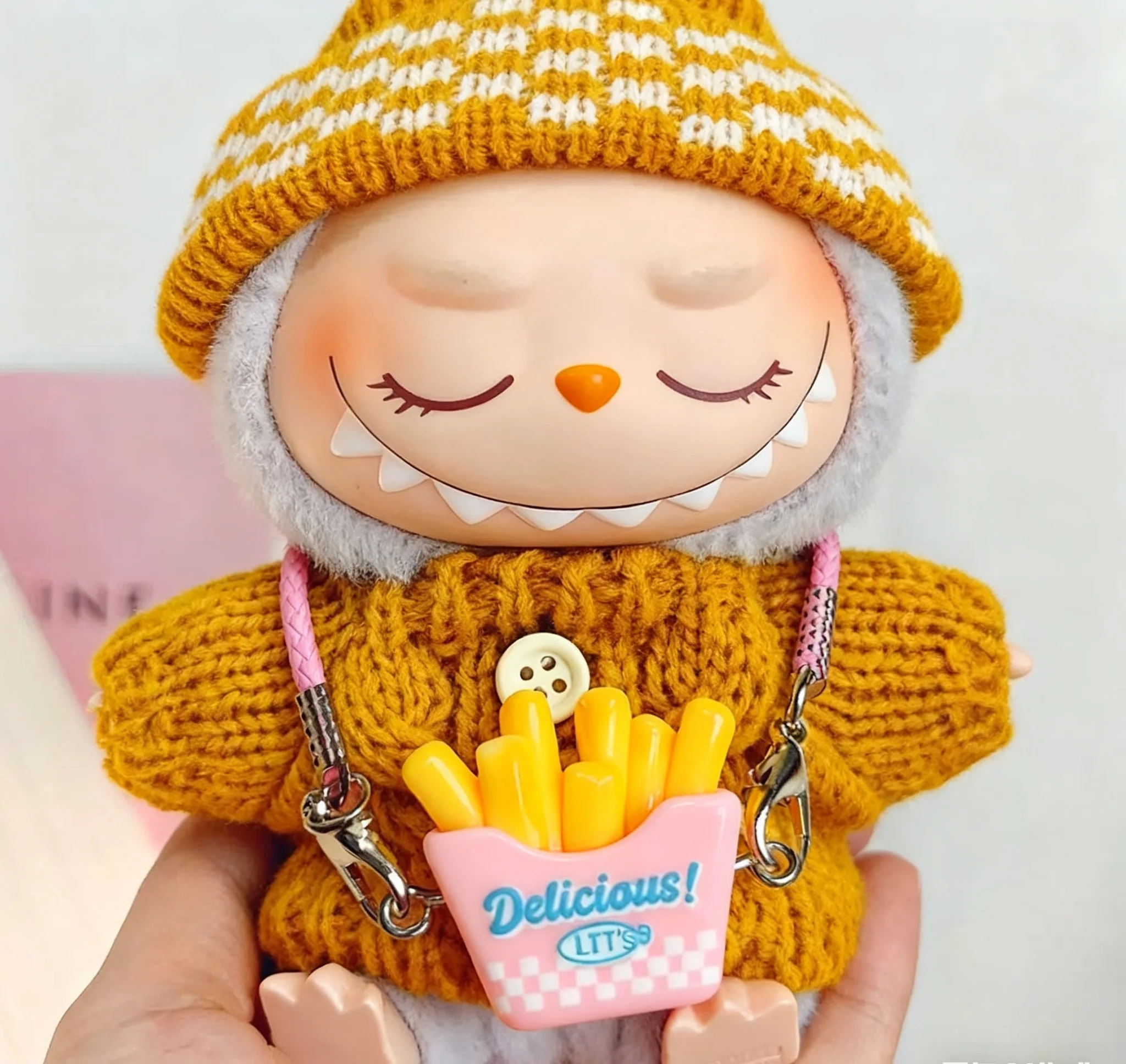 

Кукла Labubu, кулон, кукольный домик, мини-моделирование, милый рюкзак для Labubu, аксессуары, игрушки «сделай сам», аксессуары для одевания Labubu