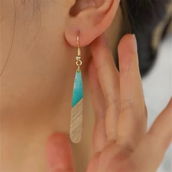 2-piece set of natural wood resin long pendant earrings for women, bohemian minimalist style, back to school season gift