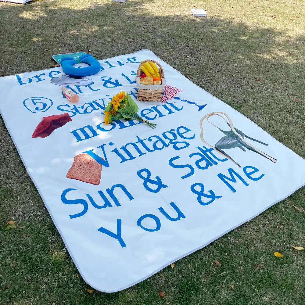 

Foldable picnic mat, filled cotton handle, moisture-proof mat, outdoor portable waterproof cloth, spring outing seat cushion