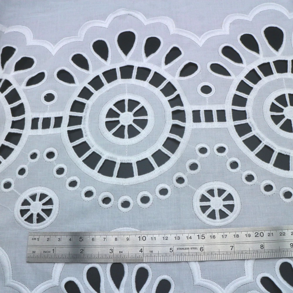 Spot Cotton Hollow Embroidery Fabric Big Flower Pattern Embroidery Lace Embroidery Fashion Dress Fabric By 5 Yards Ankara Fabric