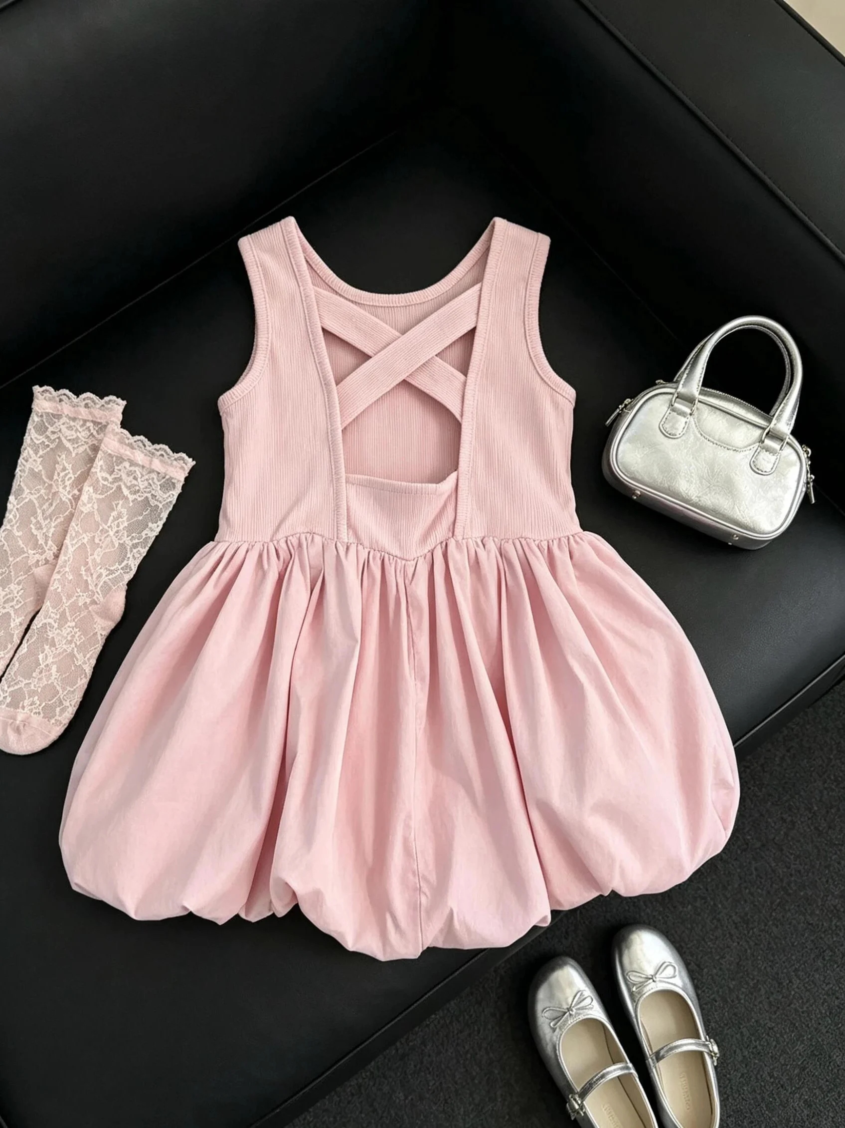 Vestido Rosa Confortável Sem Costas com Estampa Floral para Bebês Meninas, Novo Estilo de Verão, Moderno e Fofo, Cintura Alta...
