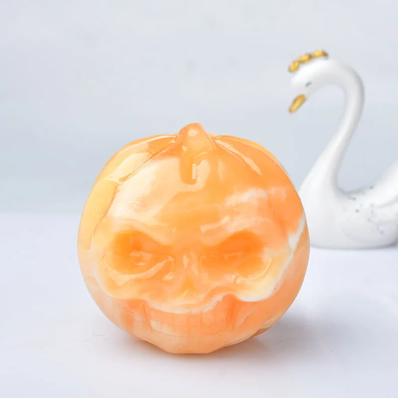 

1PC Natural Crystal Carving Pumpkin Skull Crystal Crafts Healing Pumpkin Figurine Halloween Flestival Decor Mineral Decor Gifts