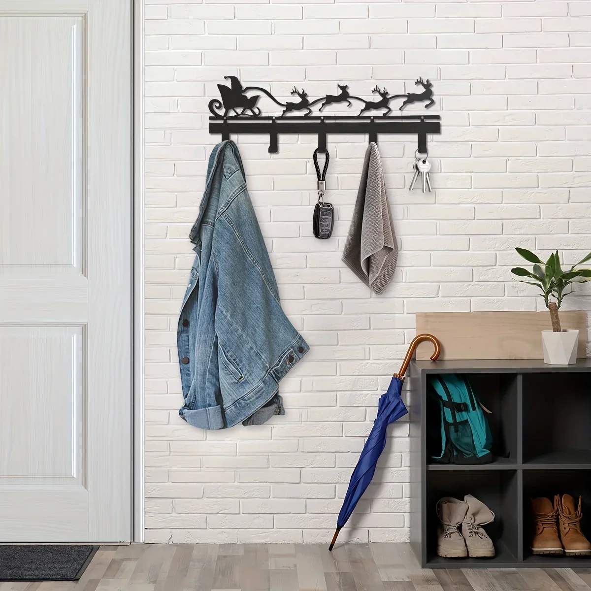 Llavero con silueta navideña creativa de metal, colgador de llaves multiusos para bolsa de ropa para el hogar, hermoso gancho para decoración navideña