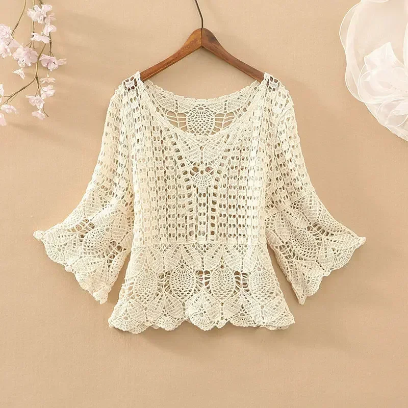 Lady Spring Summer 2023 Fashion New Loose Five-point Sleeve Short Round Neck Solid Color Plaid Casual Female Hollow Out Lace Top