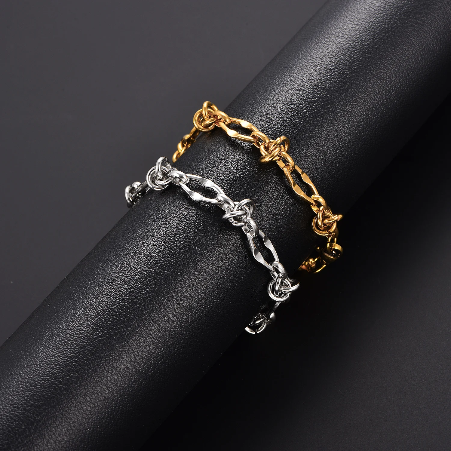 Hip-Hop Herrenarmband aus Edelstahl, geknotete Handkette, vergoldet, einzigartiger, klobiger Gliederarmreif, Punk-Schmuck für Jungen – Detail 3