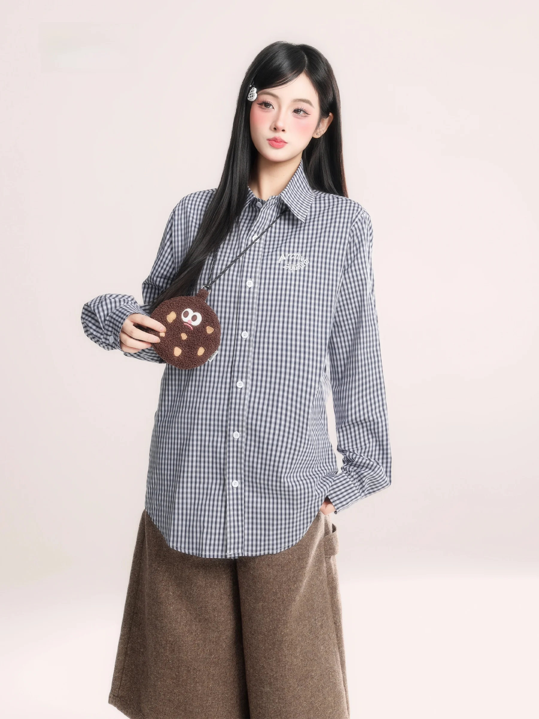 

Женская свободная повседневная рубашка HM в американском ретро-стиле с вышивкой букв и клетчатым узором, с длинным рукавом, для защиты от солнца, тренд весны 2026