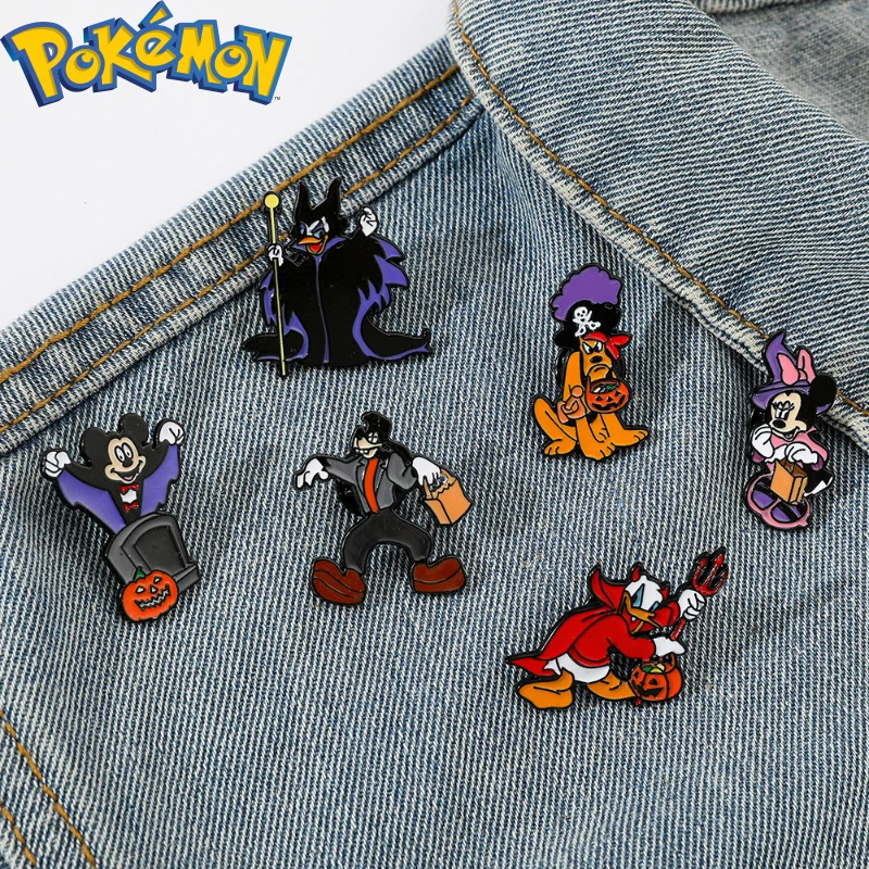 

Disney Mickey Minnie Donald Daisy Pluto Cosplay Metal Brooch Halloween Theme Decoration Backpack Pin Clothing Badge Kid Toy Gift