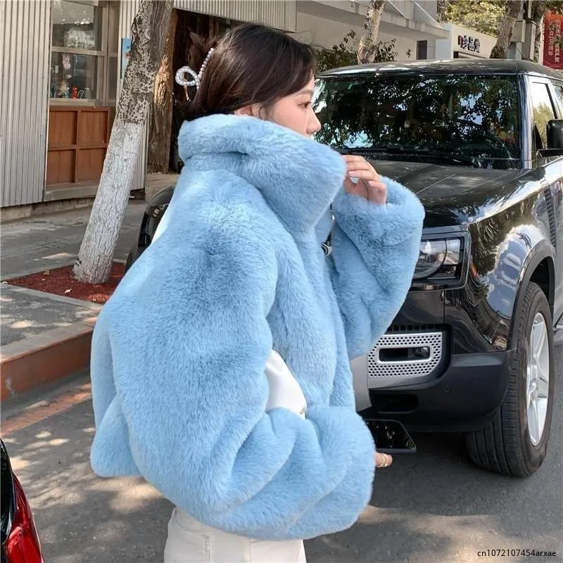 Women Blue Fashion Faux Fur Short Coats 2023 Winter New Korean Simple Solid Loose Streetwears Elegant Mink Fur Casual Jacket