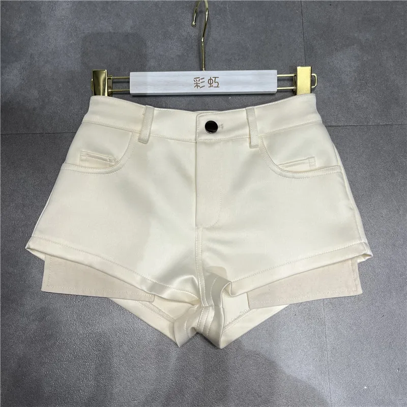 Top quality Casual suit shorts for women spring 2024 Slim fit hip pocket design satin wide leg Shorts pants