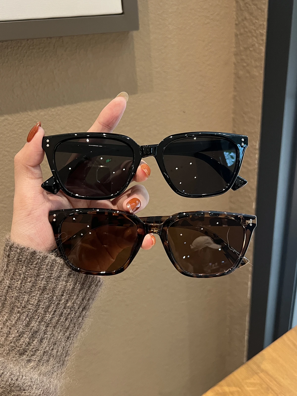 Oculos-de-sol-retro-olho-de-gato-unissex-elegantes-para-emagrecer-o-rosto-protecao-uv-para-dirigir-adequados-para-rosto-redon