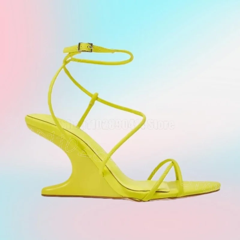 

Fluorescent Green Strange Style Heels Sandals Buckle Strap Women Shoes Open Toe Party Banquet Dating 2026 Zapatos Para Mujere