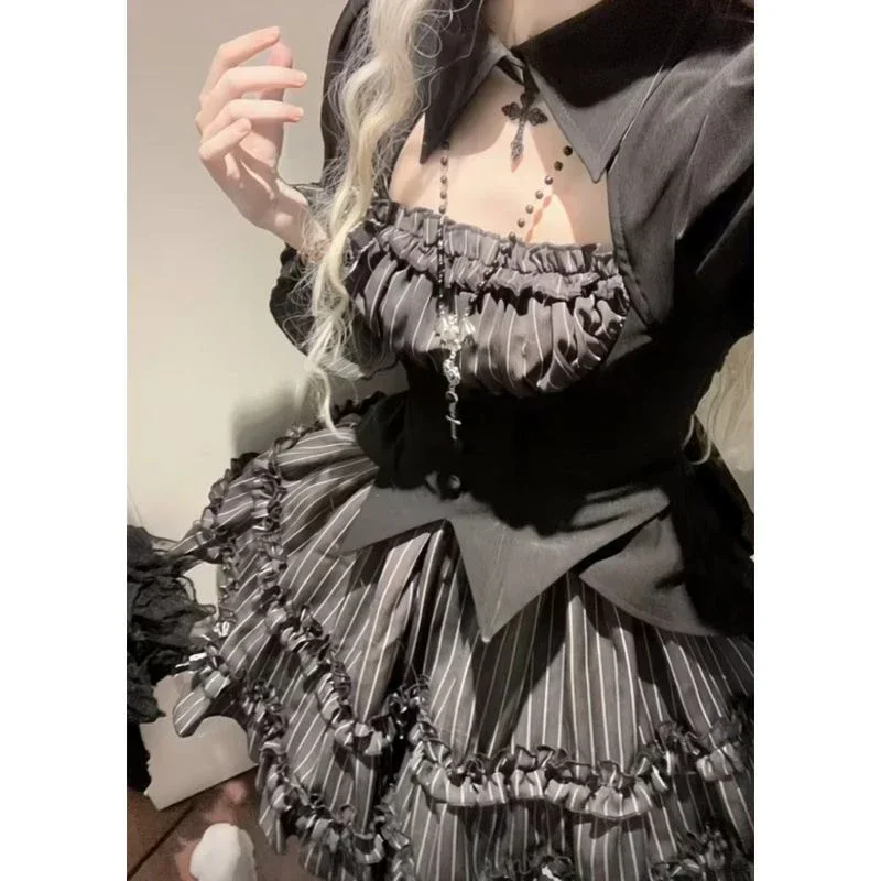 

2025 Gothic Black Lolita Sets Casual Y2k Crop Top Blouse + Plaid Mini Skirts Japanese Kawaii 2 Piece Sets Vintage Clothing Chic