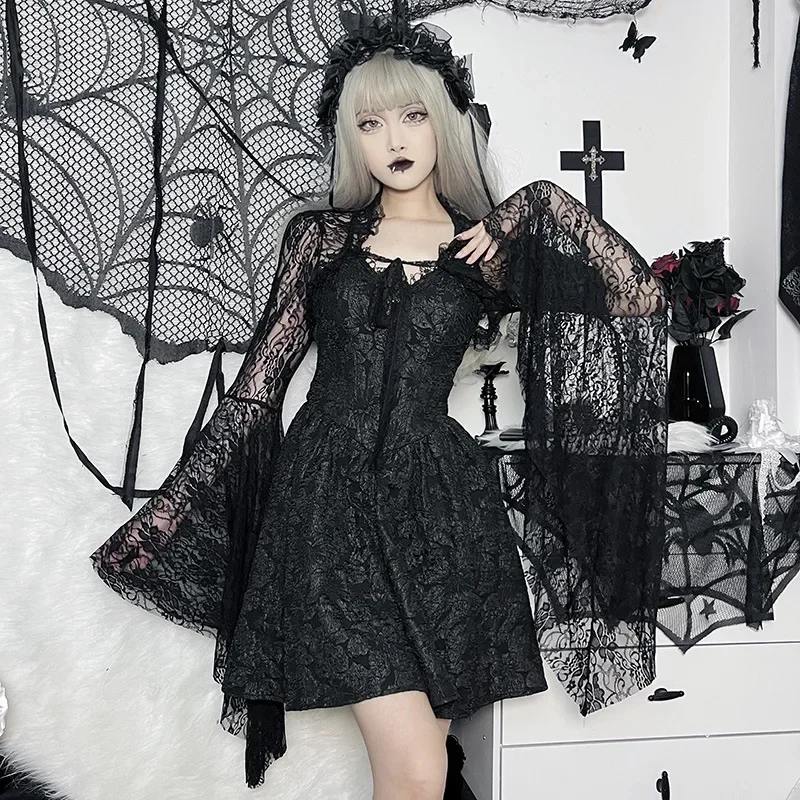 Vintage Gothic Black Lace T-shirt Women Streetwear Flare Sleeve See Through Sexy Smock Top Elegant Aesthetic Cropped Tops