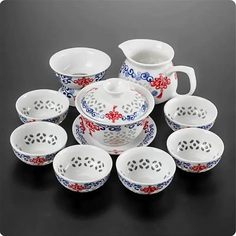 Exquisite Peony Automatic Tea Set Blue and White Ceramic Porcelain Hollow Honeycomb Tea set Teapot Teacup Gaiwan Tea Sets Suit