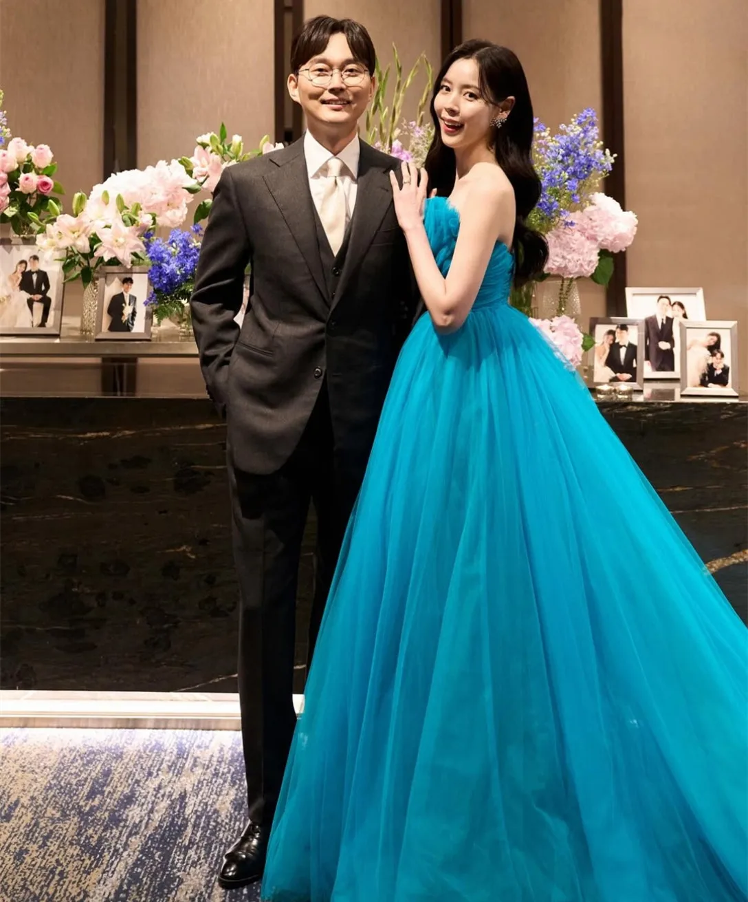 Abiti da sera lunghi in tulle personalizzati Abito da cerimonia per donna con pieghe smerlate a trapezio