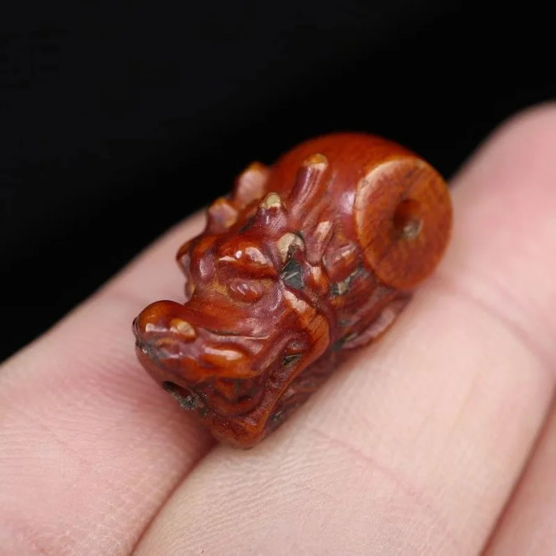 

Hand-polished and carved dragon , vintage distressed cow bone three-way Buddha head, DIY accessory for cultural crafts