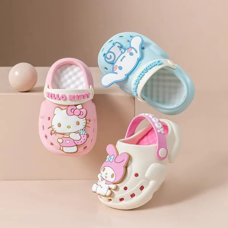 

Sanrio Kawaii Kuromi тапочки, детские сандалии для девочек, Нескользящая легкая детская уличная летняя пляжная обувь с героями мультфильмов, новый стиль