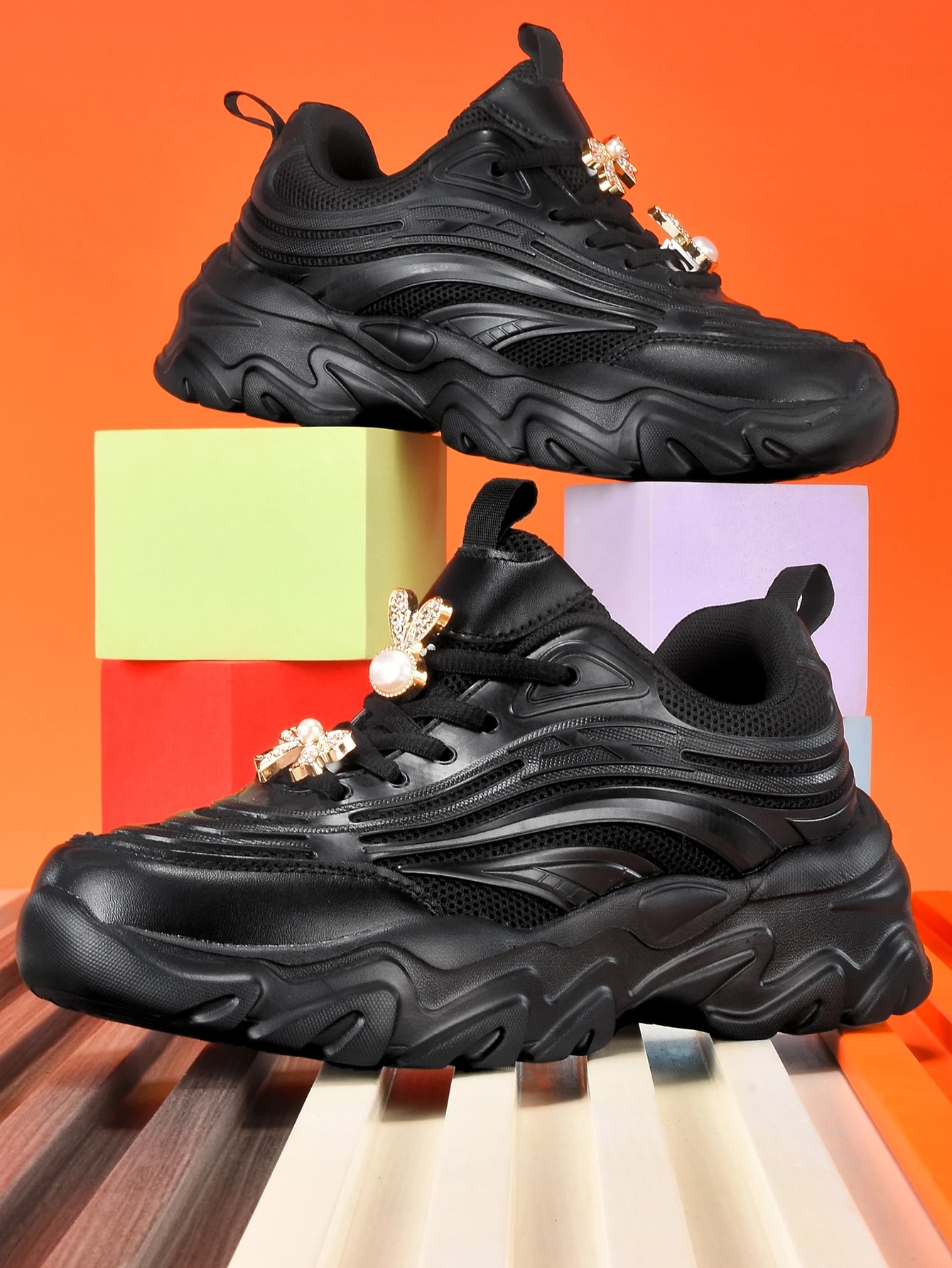 Women's Thick-Soled 5cm Height-Increasing Black Dad Shoes, Y2K Sweet-Cool Spicy Girl Style, Gold Rabbit Bow Decoration, Casual Sneakers, All-Season Mesh Breathable Patchwork Upper, Soft Sole, Lightweight, Unique Design, Student-Friendly, Campus Daily Commute, Versatile Trendy Women's Shoes