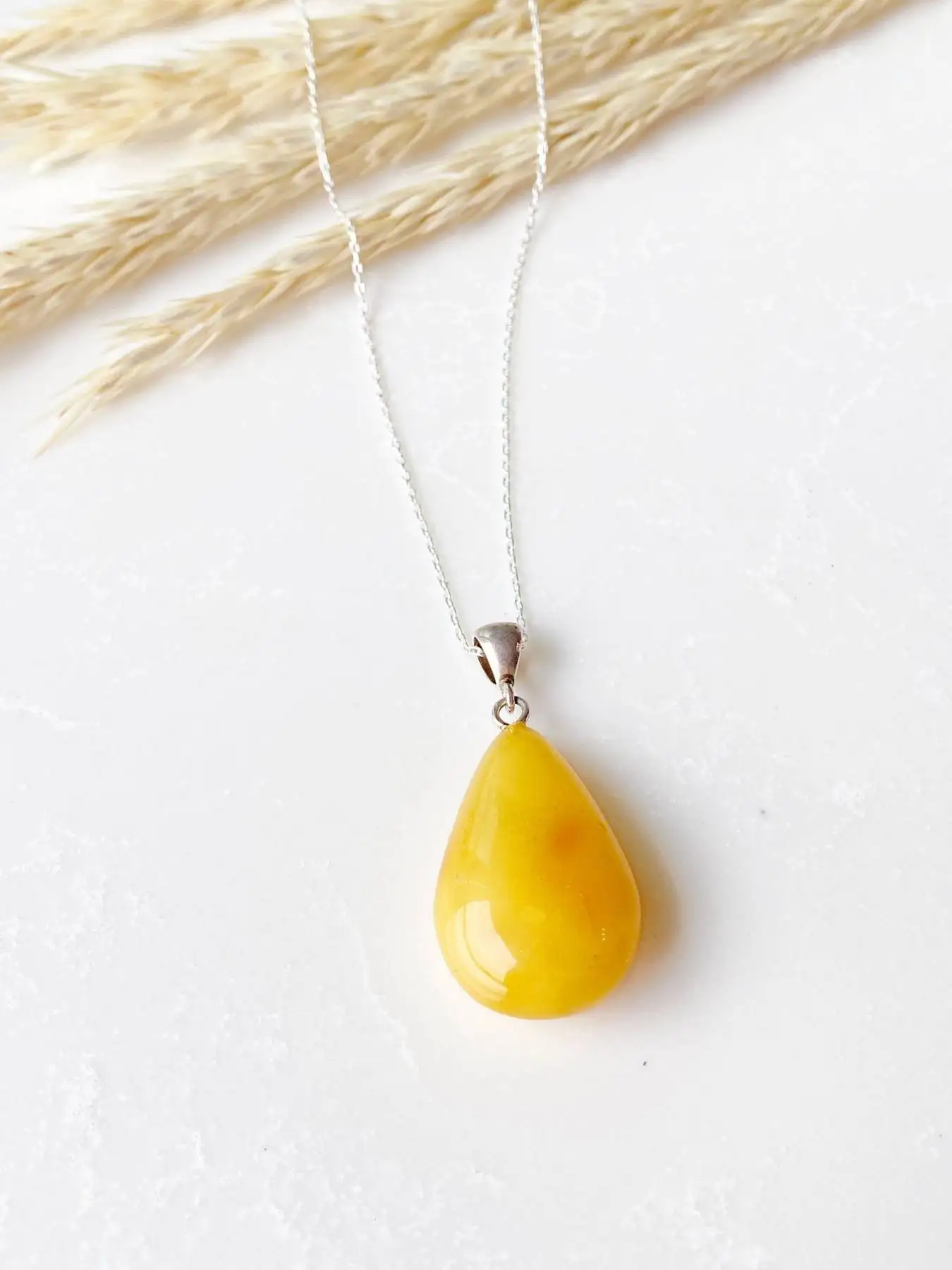 

Milky Free shipping-Baltic Free shipping-Amber stone for jewelry - 925 Sterling Silver Necklace-Free Shipping woman