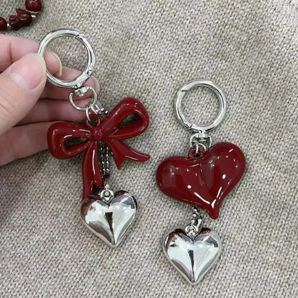 

Cute Spring Buckle Red Love Key Chain Acrylic Fashion Bag Hanging Decoration Creative Couple Keychain Bag Accessories