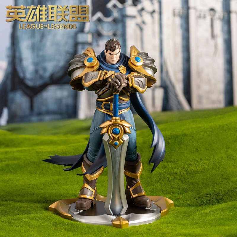 League of Legends Demacian Force Garen Action Figure Collectibles Model Toys Medium Statue Collection Game Figure Ornament Model