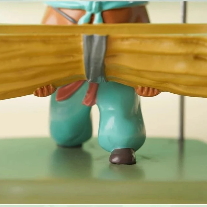 Nueva caja ciega auténtica de película Langlang Mountain Little Monster, pequeño cerdo, trabajador de monstruo, muñeca ornamental hecha a mano para coche de escritorio