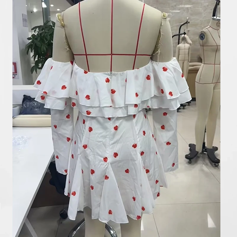 Minivestidos con hombros descubiertos y estampado de corazón para el Día de San Valentín para mujer, vestido acampanado con borde con volantes, vestido elegante sin espalda para salir