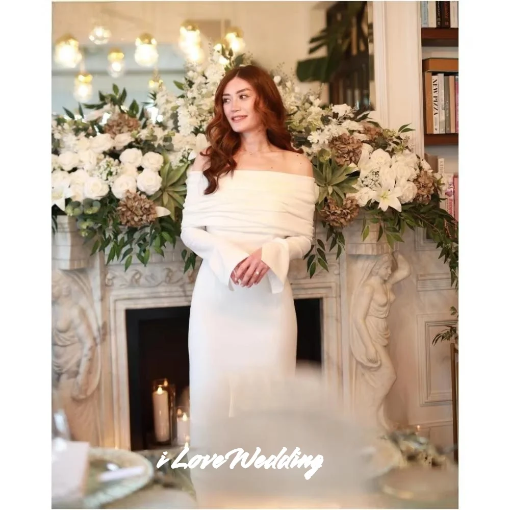 

White Strapless Wedding Dress 2025 Off Shoulder Long Sleeve Mermaid Backless Floor-Length Pleated Wedding Party Dress Customized