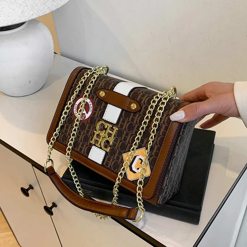 

Vintage Inspired Leather Crossbody Bag - Luxury Minimalist Messenger Purse With Letter Logo, Paris Fashion Casual Shopper Tote