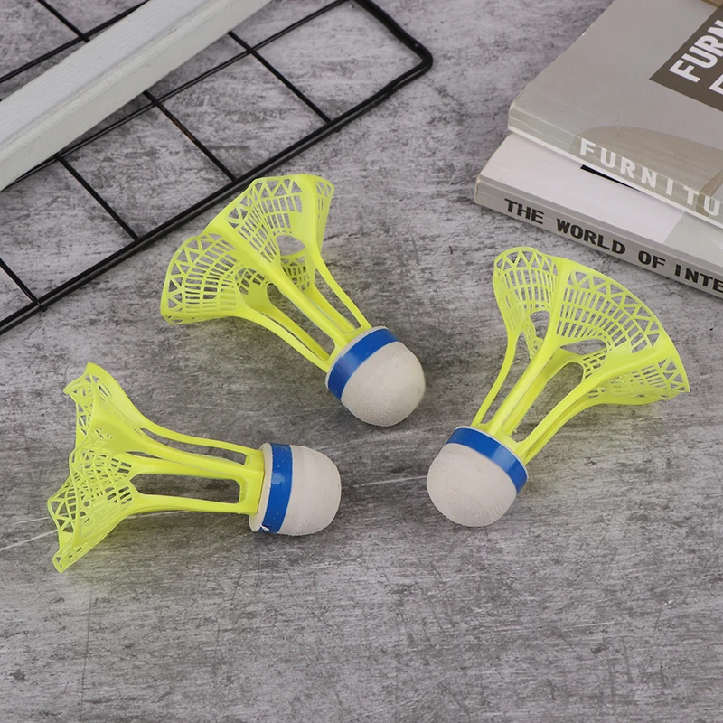 

..6/12Pcs Night Light Badminton Outdoor Windproof Ball Durable Plastic Rubber Training Ball High Elasticity And Wind Resistance