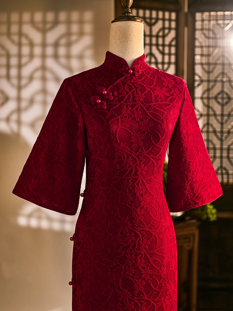 

Красное винтажное свадебное платье миди с длинными рукавами и кружевом, маленький размер, из полиэстера