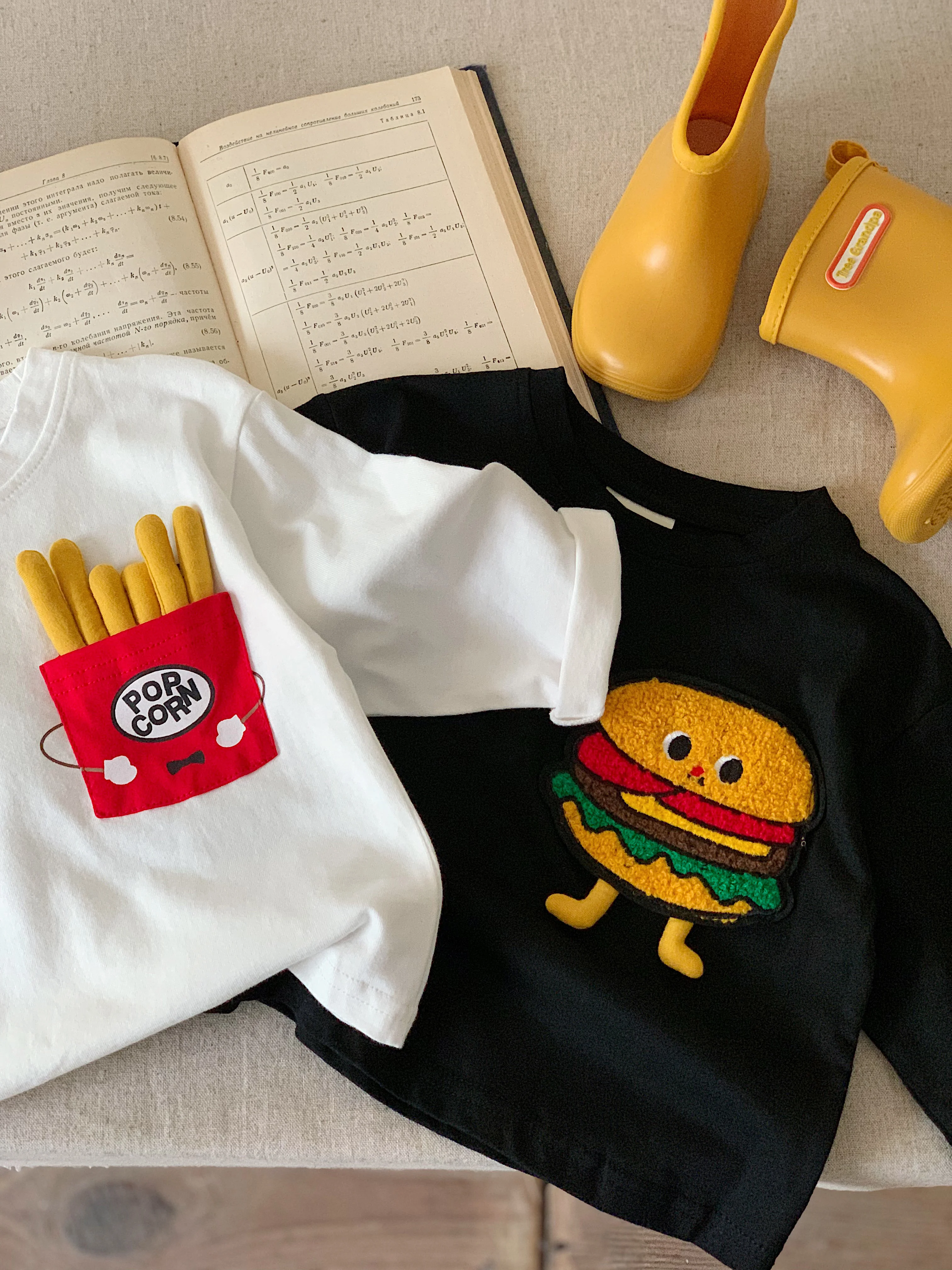 Bu Jia Tang Children's Autumn T-shirt Boys' Long Sleeve Korean Edition Girls' 3D Cartoon Base Shirt 2024 Autumn Children's Cloth